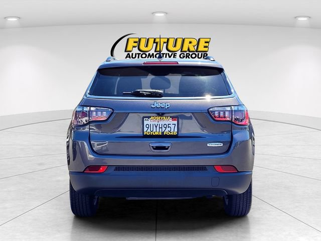 Used 2021 Jeep Compass Latitude FWD image 5