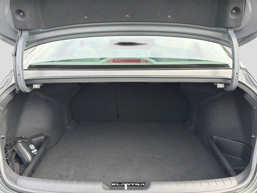 Certified 2024 Hyundai Elantra SEL w/ Convenience Package FWD image 28