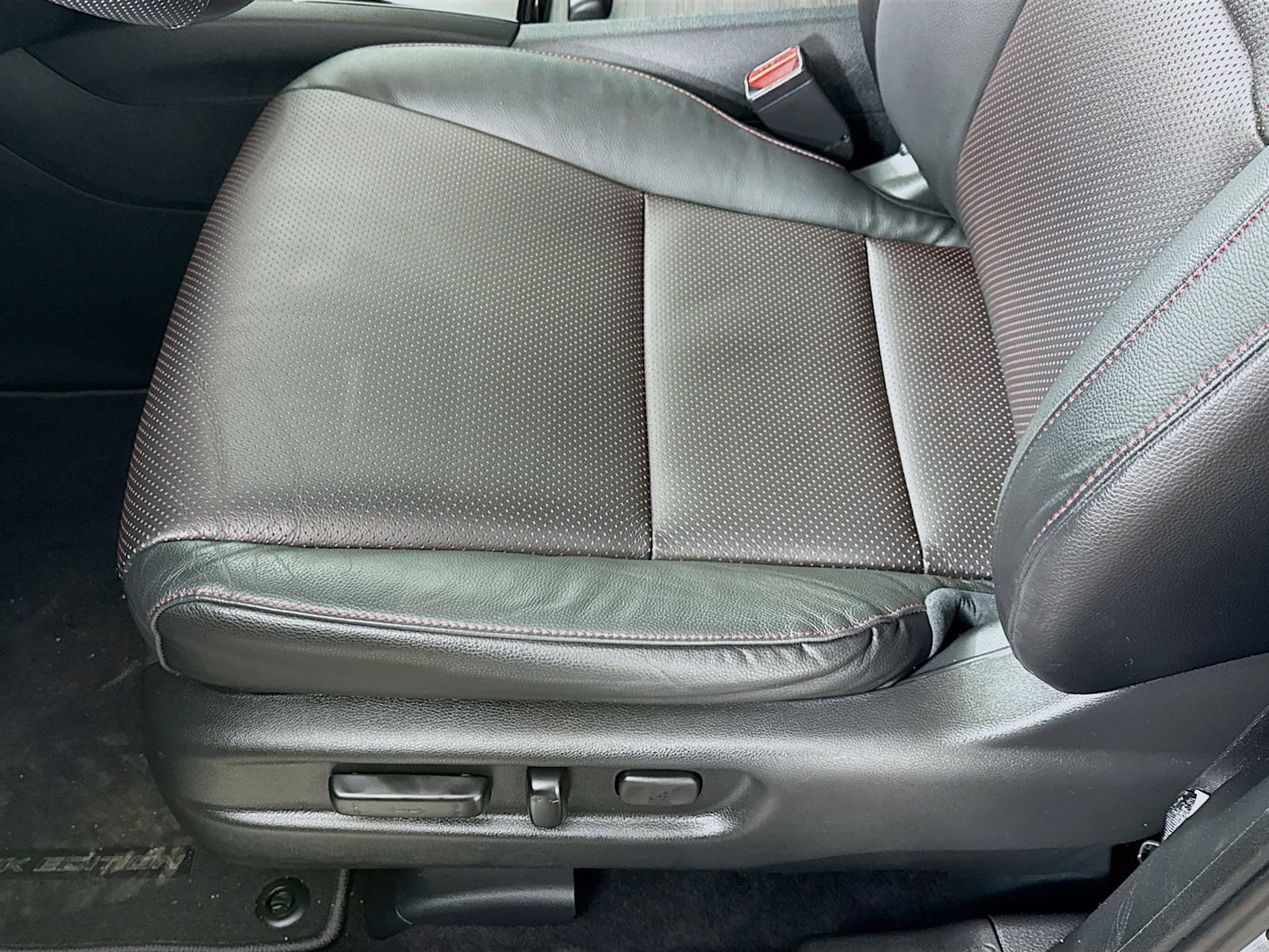 Used 2023 Honda Ridgeline Black Edition image 16