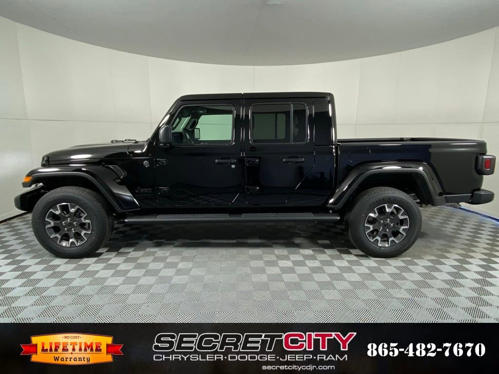 New 2026 Jeep Gladiator Sport image 4