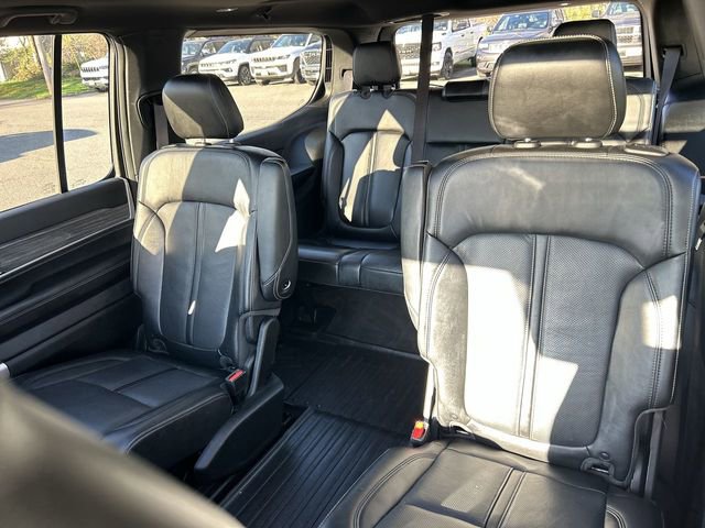 Used 2022 Jeep Wagoneer Series III w/ Premium Group I AWD/4WD image 23