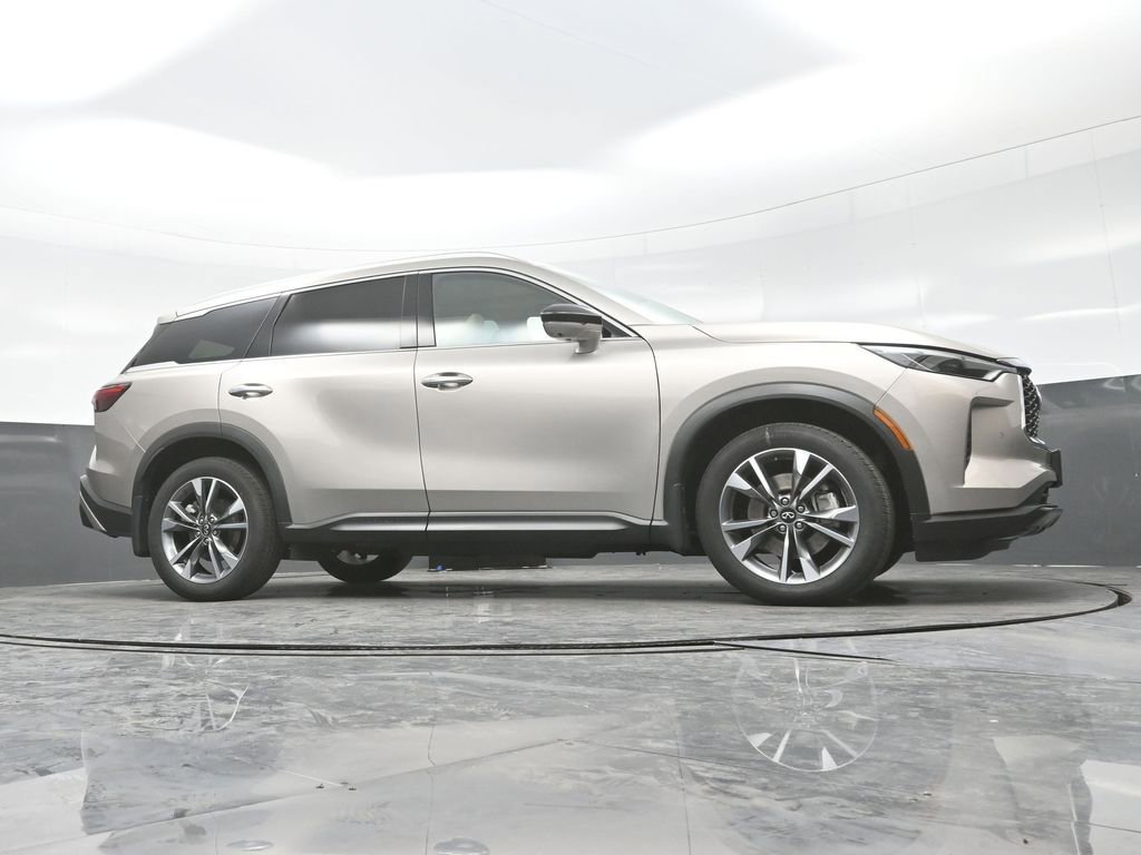 Certified 2023 INFINITI QX60 Luxe w/ Cargo Package AWD/4WD image 41