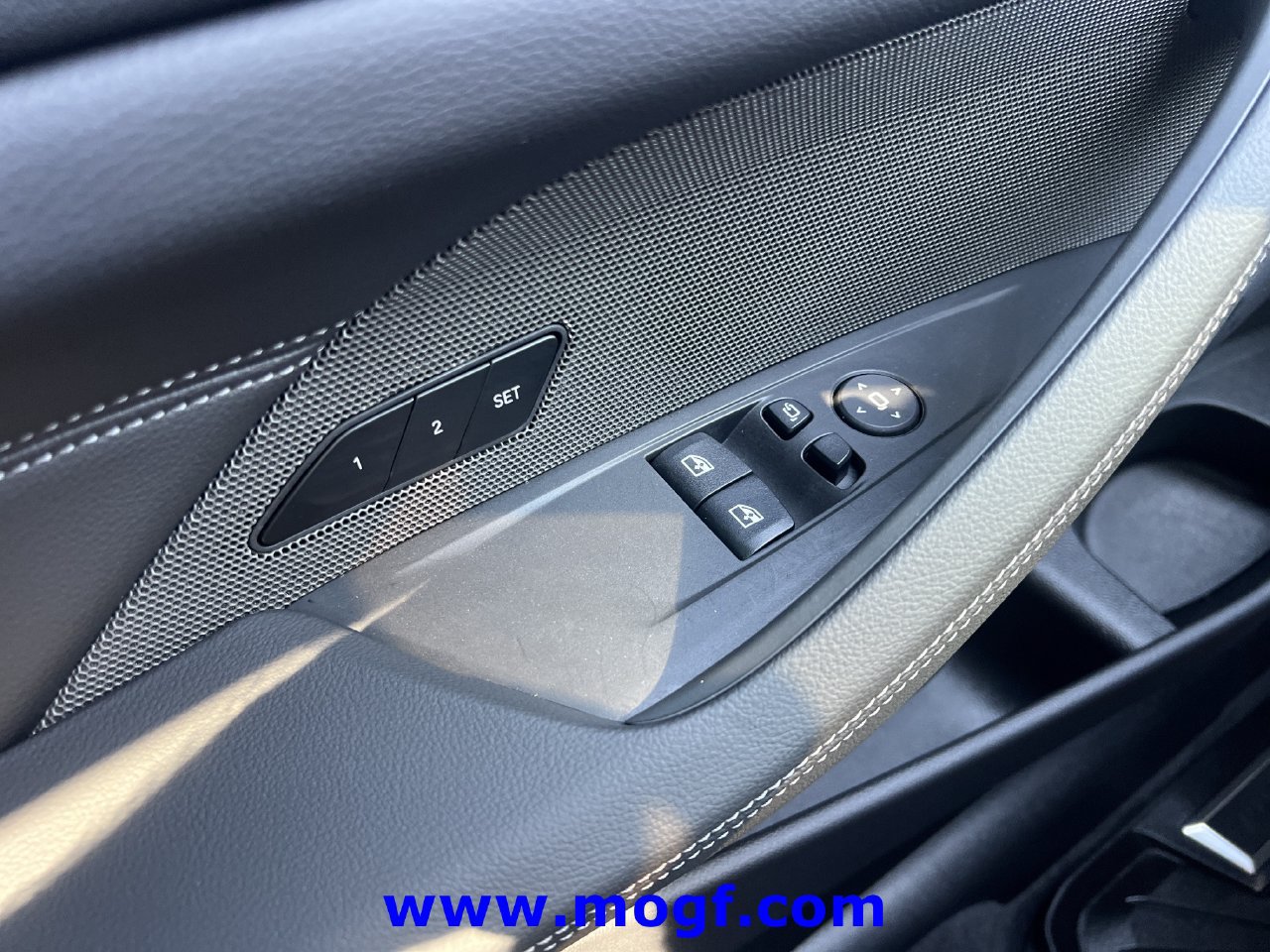 Used 2026 BMW 430i Coupe w/ M Sport Package RWD image 18