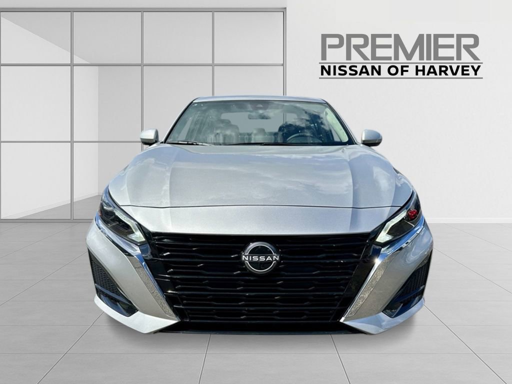 New 2025 Nissan Altima 2.5 SL image 8