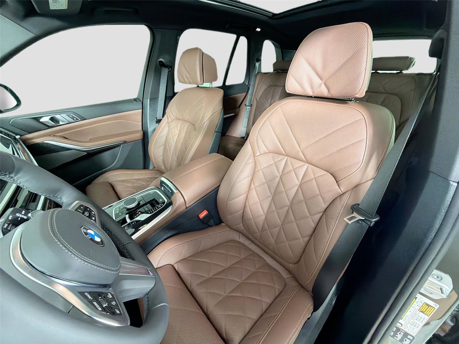 New 2026 BMW X5 xDrive40i w/ M Sport Package AWD/4WD image 22