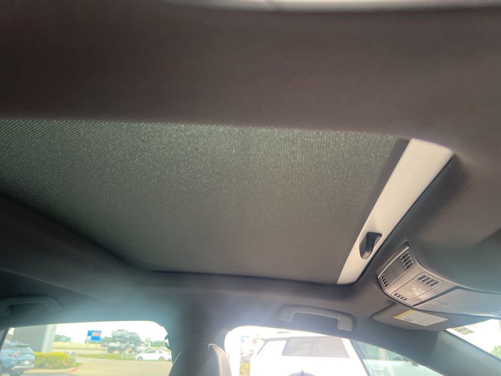 Used 2019 Volkswagen Jetta R-Line w/ R-Line Cold Weather Package FWD image 19