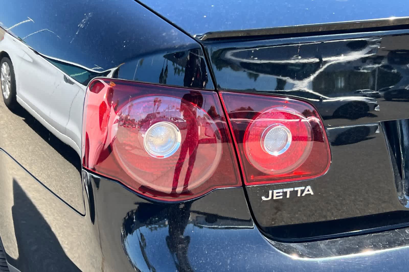 Used 2010 Volkswagen Jetta Limited Edition w/ California Edition Pkg image 20