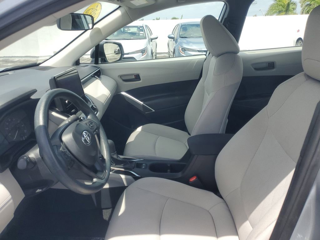 Used 2025 Toyota Corolla Cross L FWD image 14