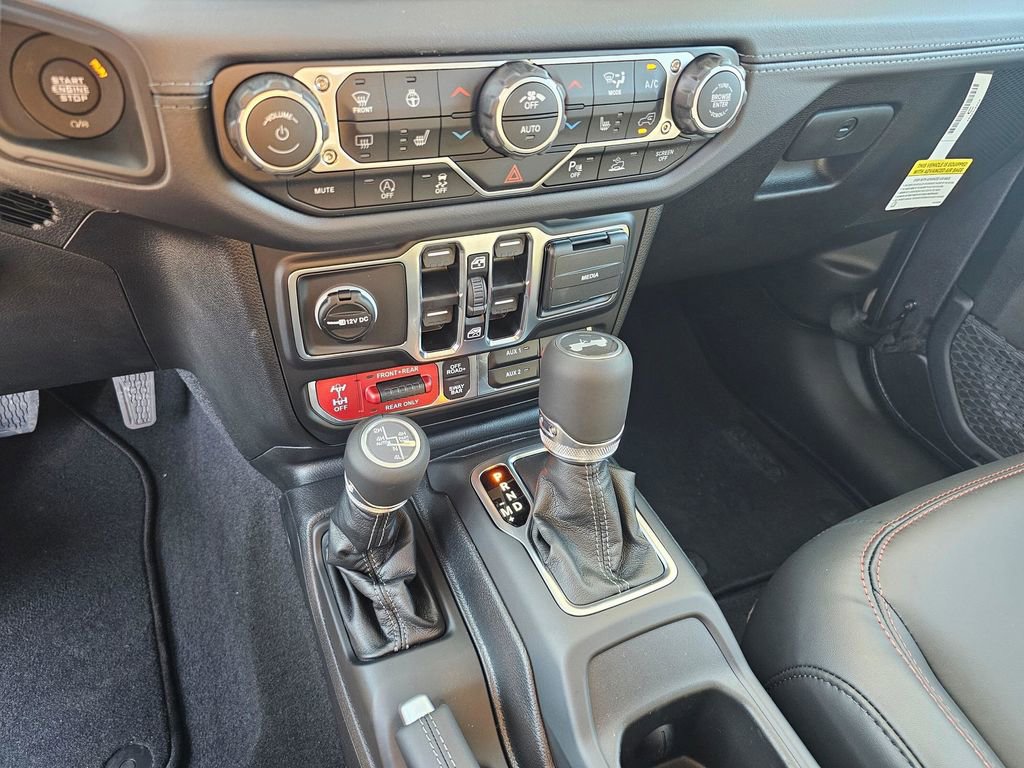 New 2025 Jeep Wrangler Unlimited Rubicon image 21