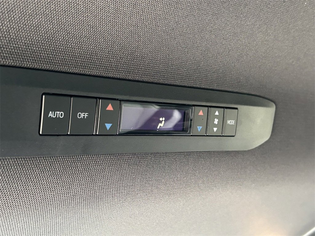 Used 2025 Toyota Sienna XSE image 26