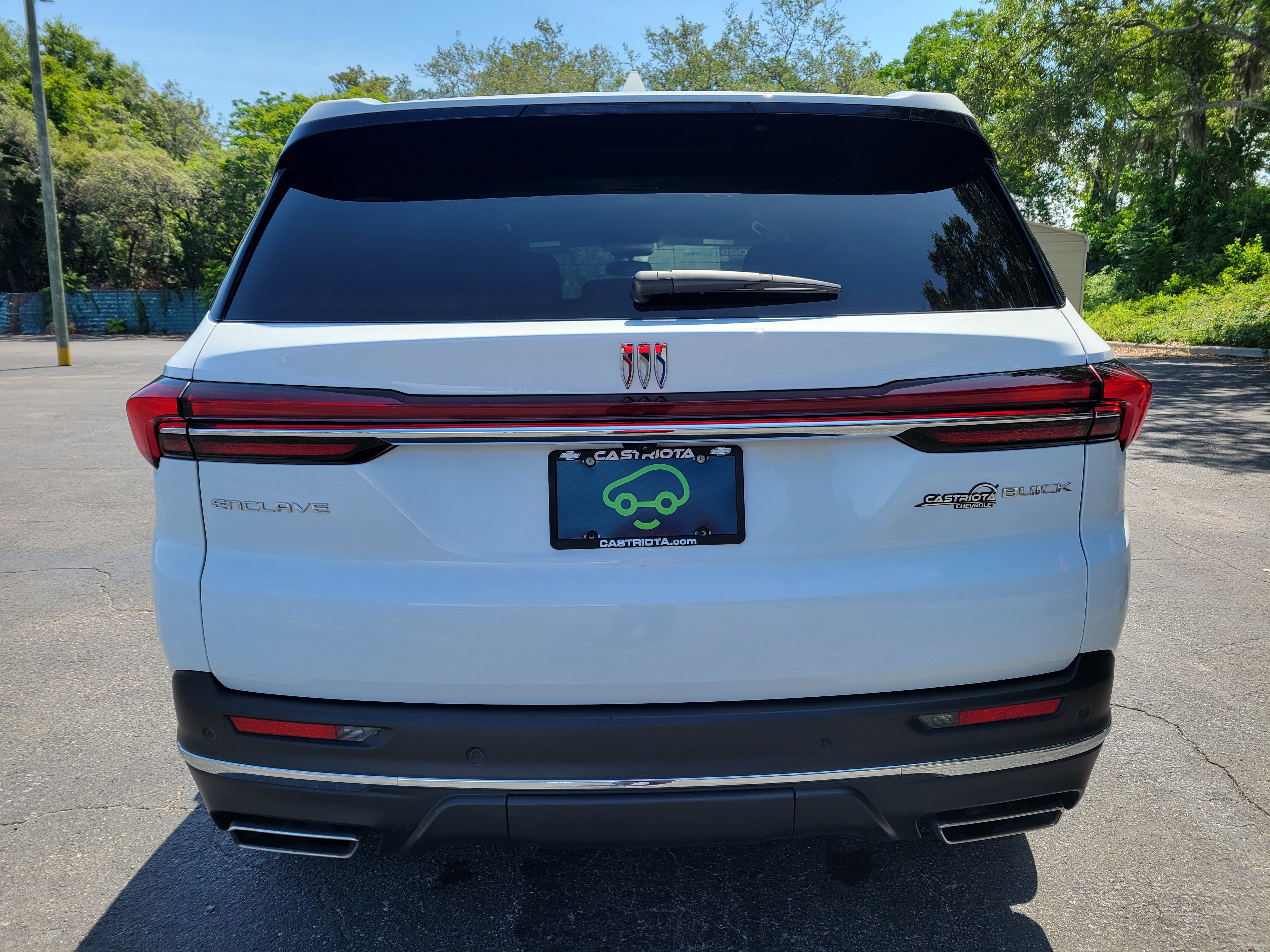 Certified 2025 Buick Enclave Preferred FWD image 6