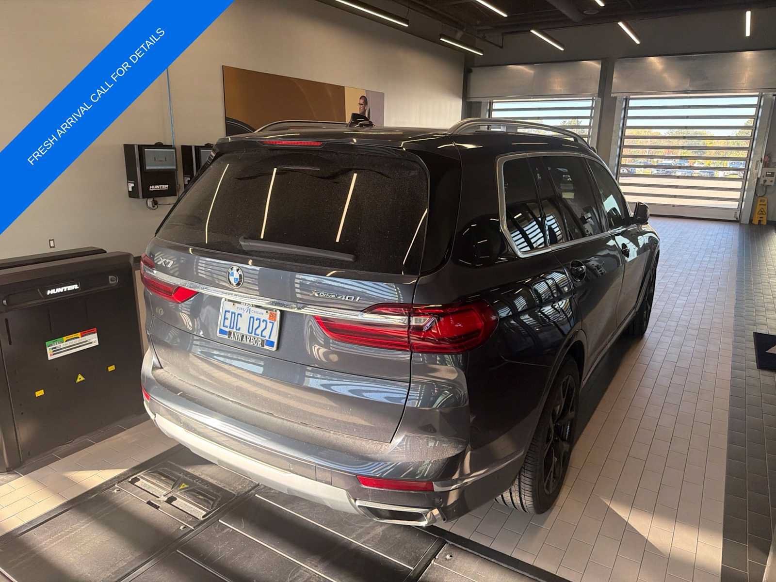 Used 2020 BMW X7 xDrive40i w/ Premium Package AWD/4WD image 16