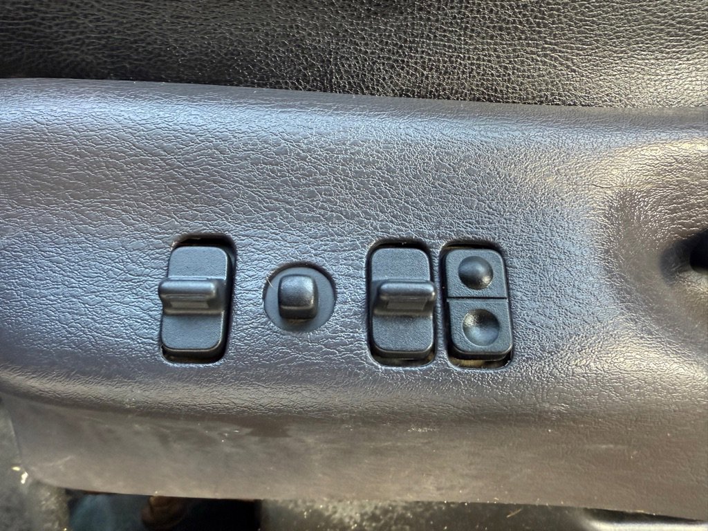 Used 2002 Dodge Ram 3500 Truck 2WD Quad Cab image 19