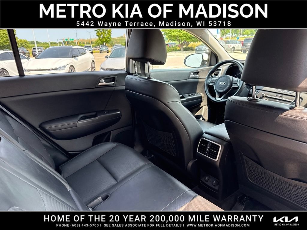 Used 2017 Kia Sportage EX w/ EX Technology Package AWD/4WD image 38