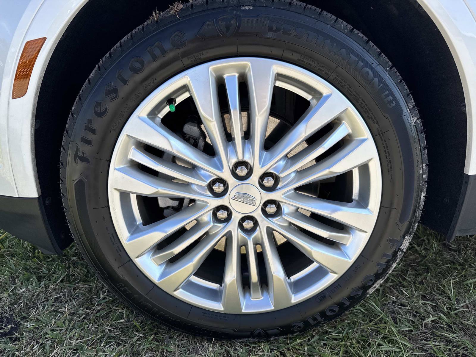 Used 2018 Cadillac XT5 Premium Luxury image 10