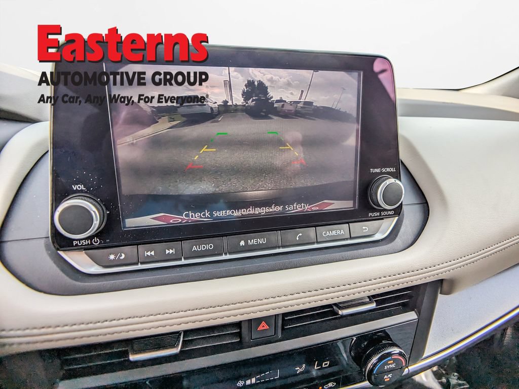 Used 2023 Nissan Rogue SV AWD/4WD image 23