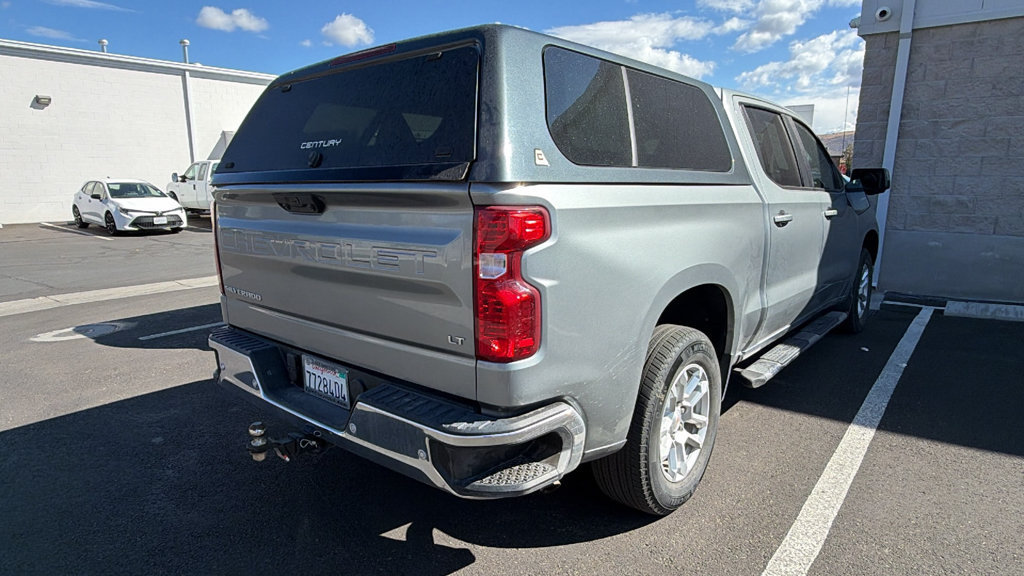 Used 2025 Chevrolet Silverado 1500 LT w/ Safety Package RWD image 2