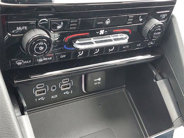 New 2025 Jeep Grand Cherokee L Altitude image 28