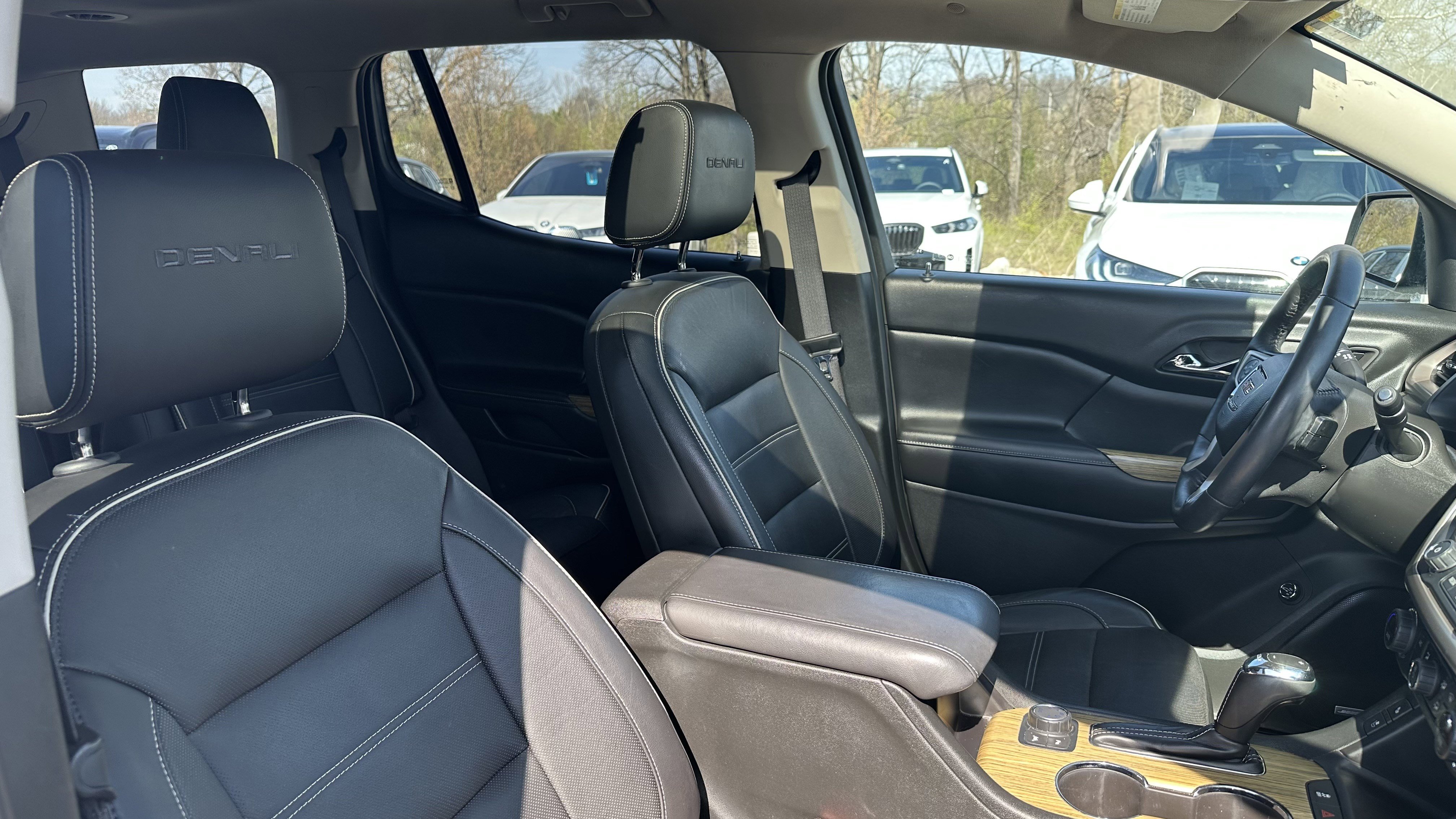 Used 2017 GMC Acadia Denali w/ Technology Package image 33