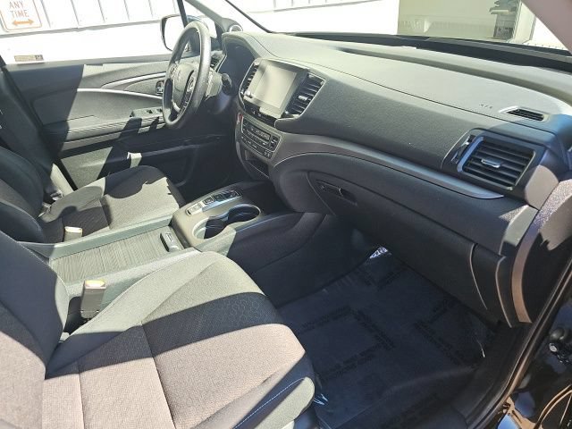 Used 2023 Honda Ridgeline Sport image 34