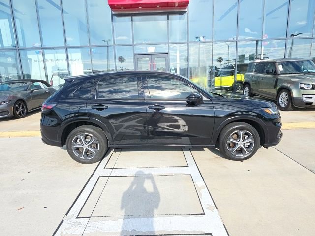 Used 2024 Honda HR-V EX-L image 3