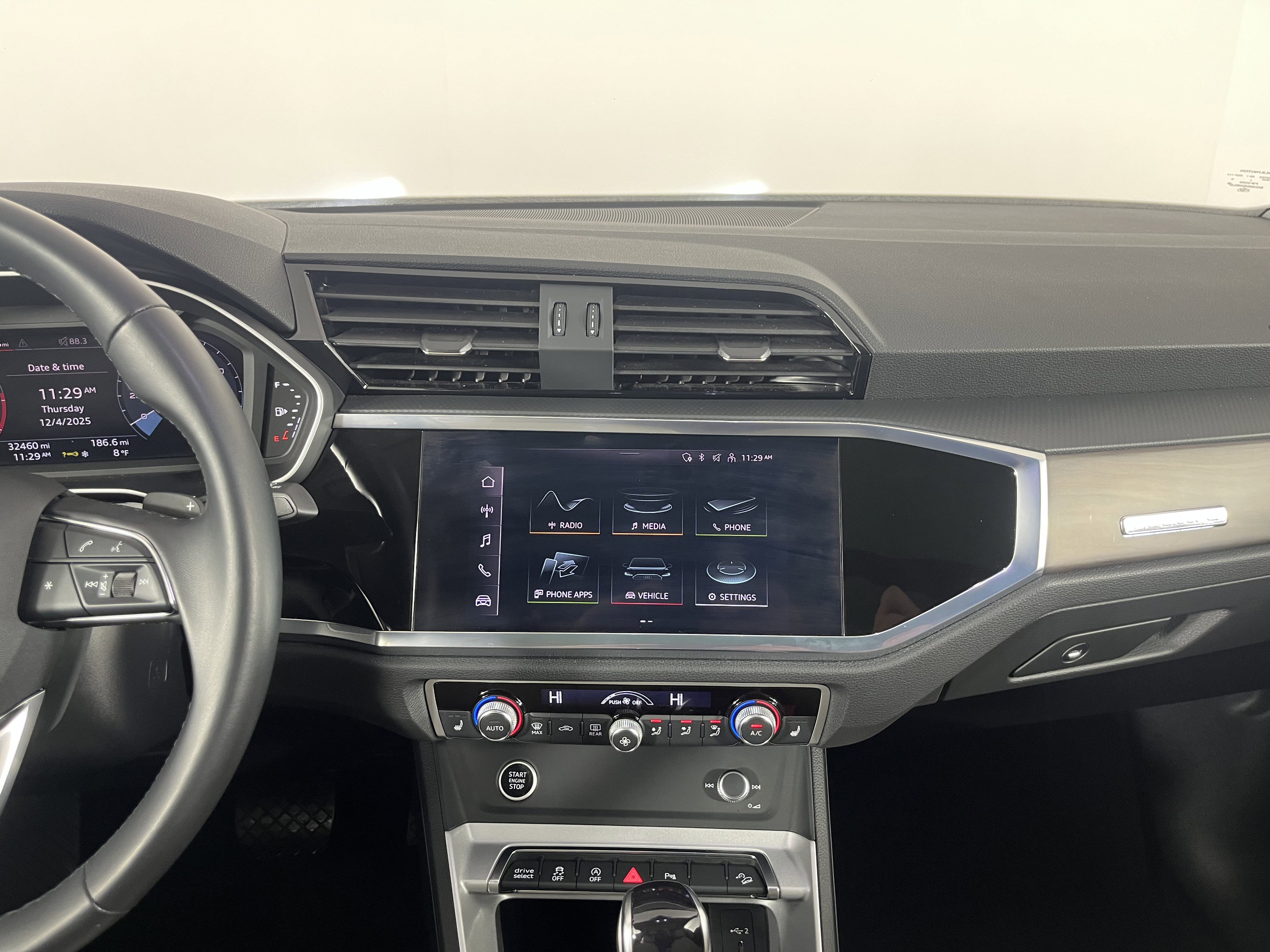 Used 2022 Audi Q3 2.0T Premium image 14