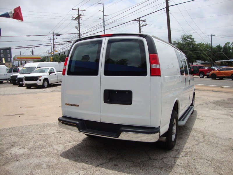 Used 2023 Chevrolet Express 2500 w/ Driver Convenience Package image 5