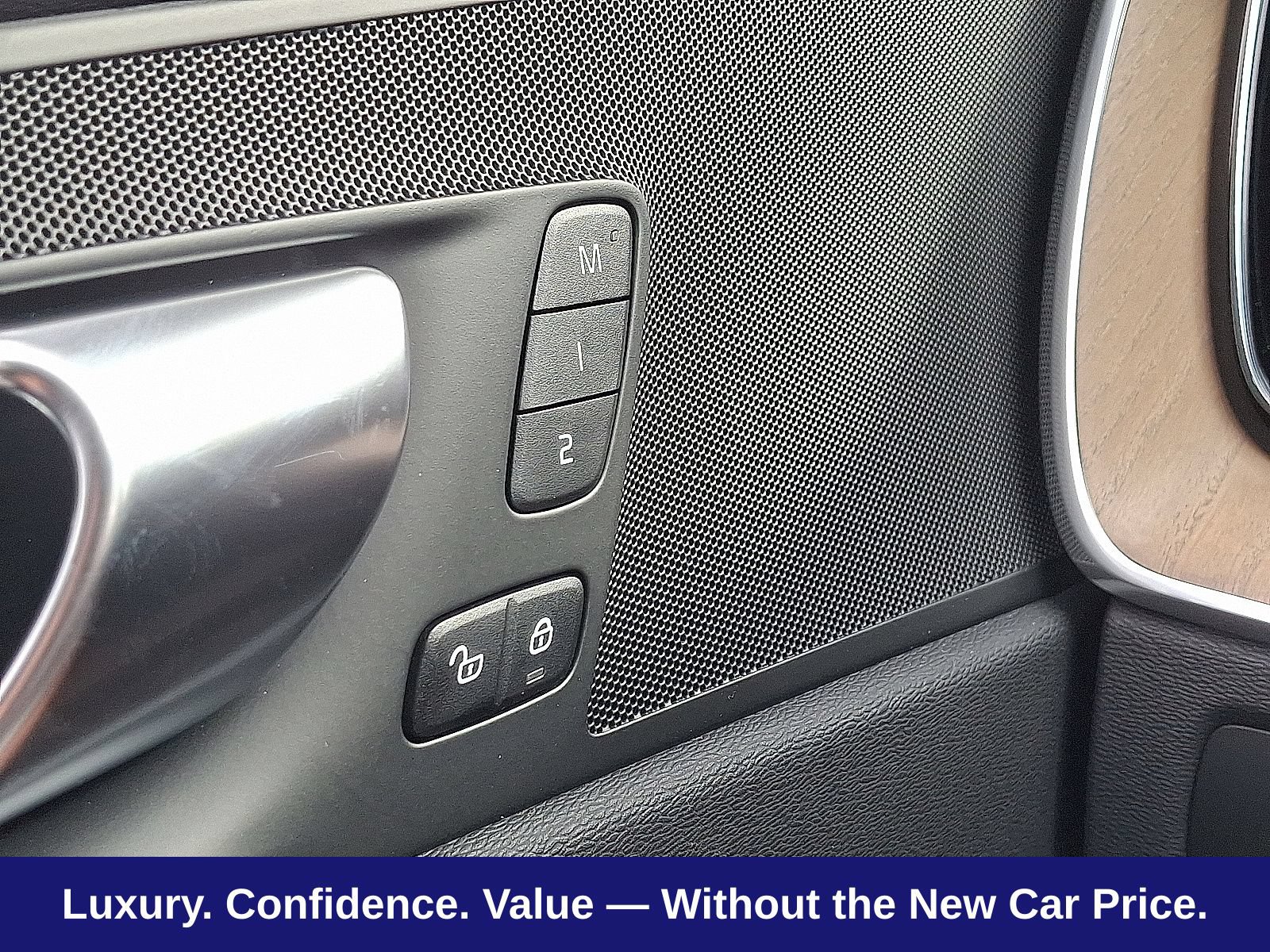 Certified 2026 Volvo XC60 B5 Plus w/ Protection Package Premier AWD/4WD image 20