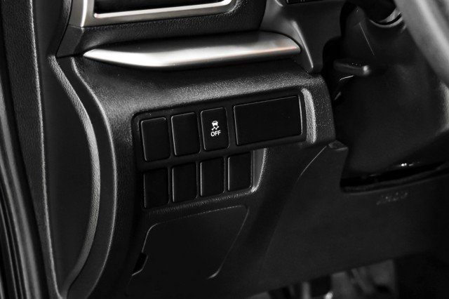 Used 2019 Mitsubishi Eclipse Cross LE image 18