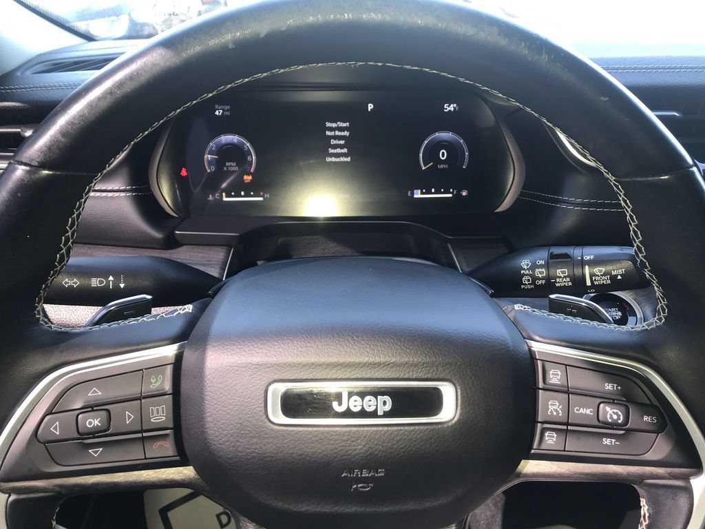 Used 2021 Jeep Grand Cherokee L Limited AWD/4WD image 14