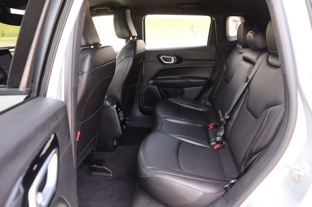 Used 2024 Jeep Compass Trailhawk AWD/4WD image 9