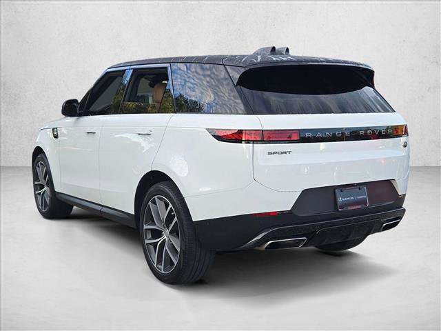 Used 2023 Land Rover Range Rover Sport SE AWD/4WD image 7