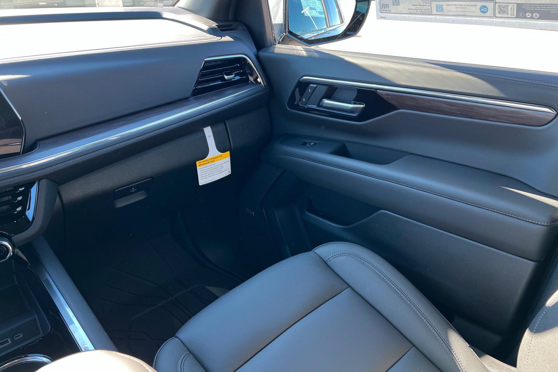 New 2026 Chevrolet Tahoe LT w/ Comfort Package AWD/4WD image 11