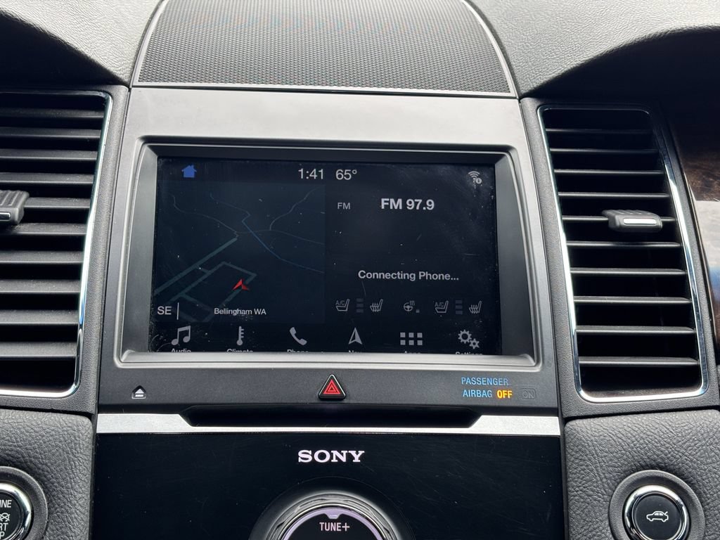 Used 2019 Ford Taurus Limited AWD/4WD image 18