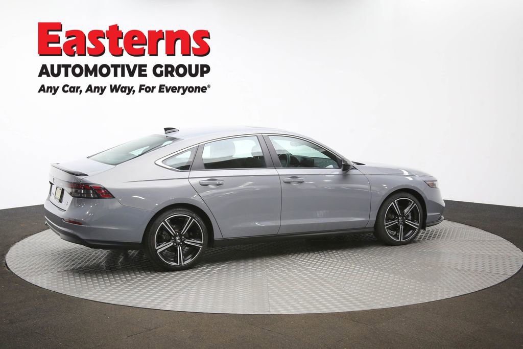 Used 2025 Honda Accord Sport image 40