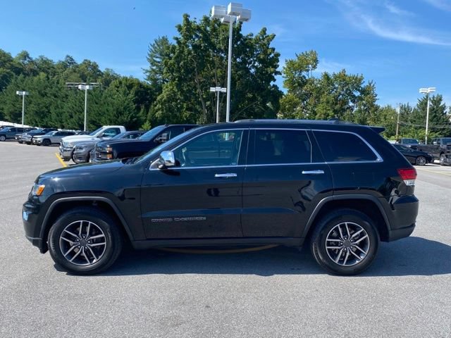 Used 2020 Jeep Grand Cherokee Limited AWD/4WD image 2