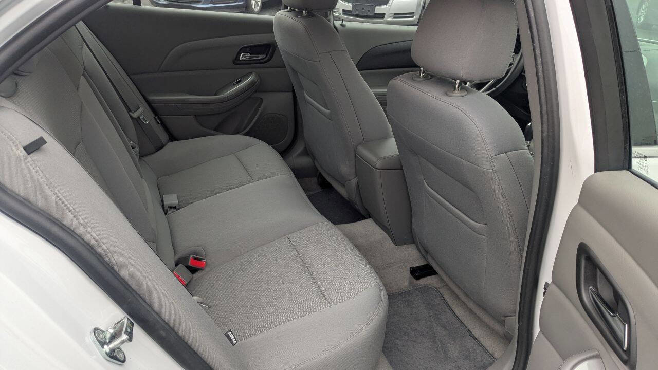 Used 2015 Chevrolet Malibu LS image 26