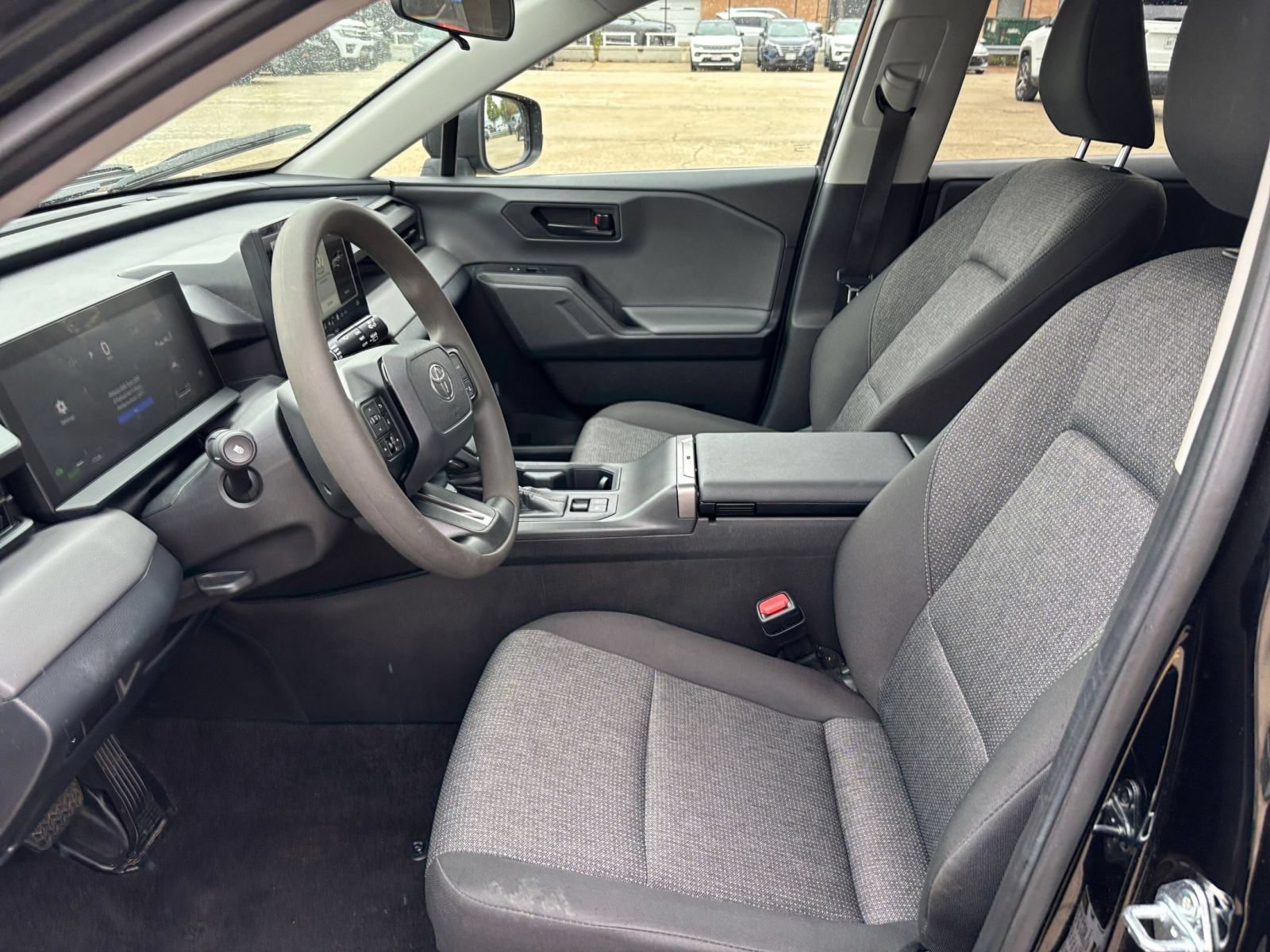Used 2026 Toyota RAV4 LE AWD/4WD image 25