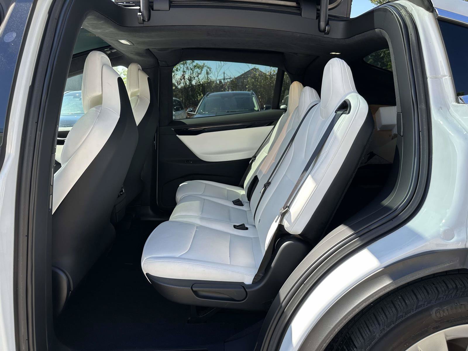 Used 2019 Tesla Model X Long Range AWD/4WD image 18