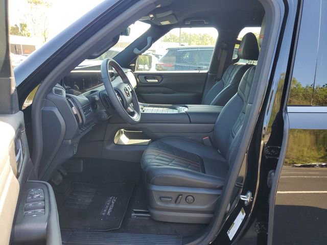 Certified 2025 Nissan Armada PRO-4X AWD/4WD image 11