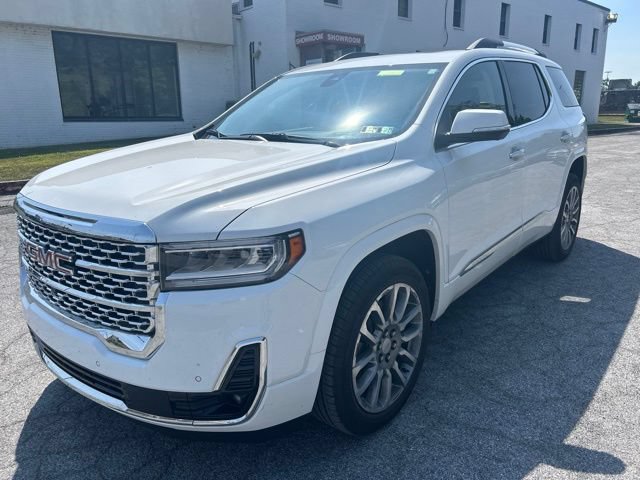 Used 2023 GMC Acadia Denali w/ Denali Technology Package AWD/4WD image 8