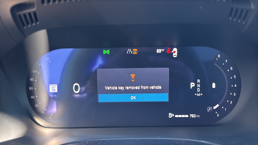 New 2027 Volvo XC60 B5 Ultra AWD/4WD image 16