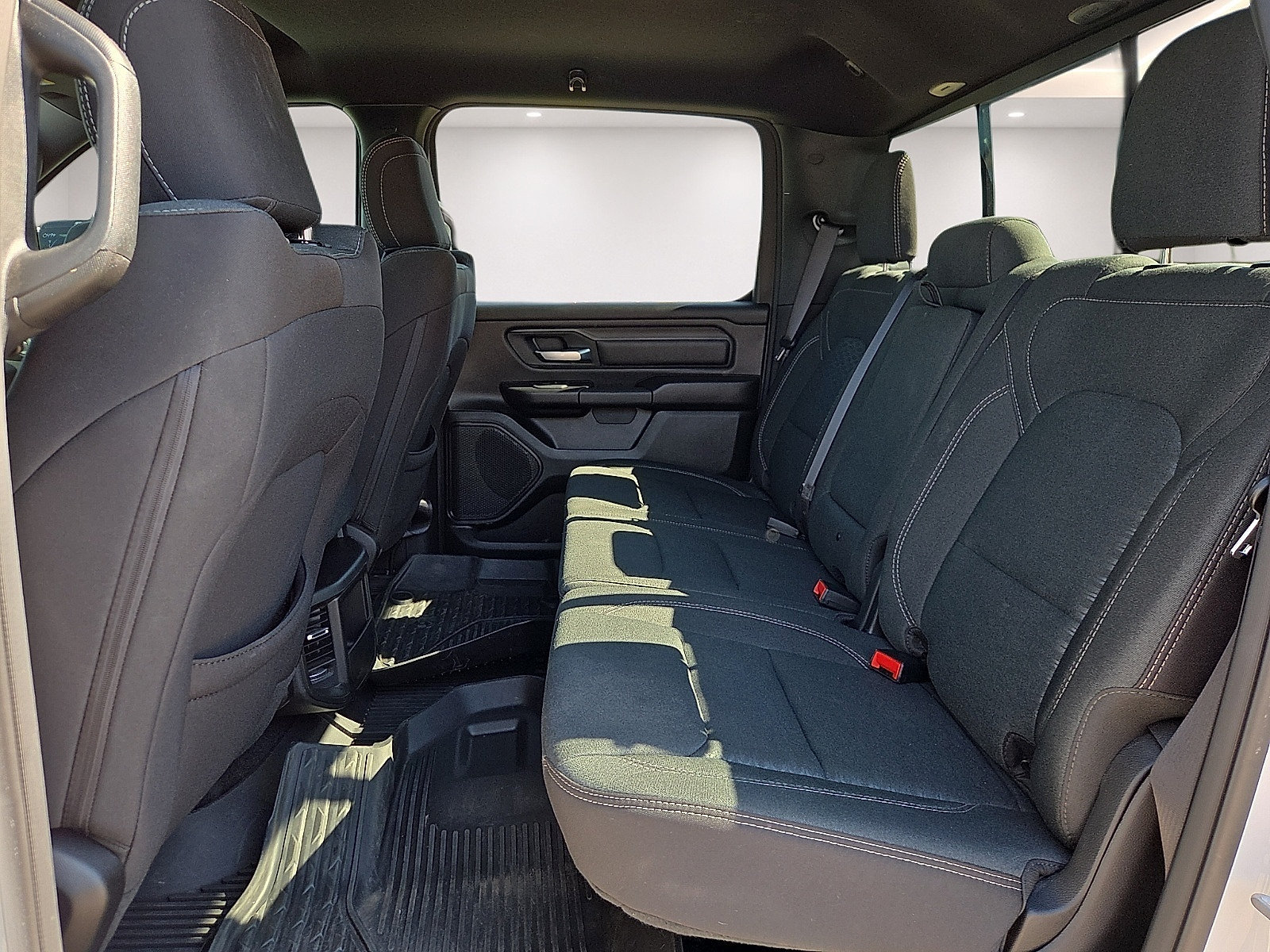 Used 2025 RAM 1500 Warlock AWD/4WD image 10