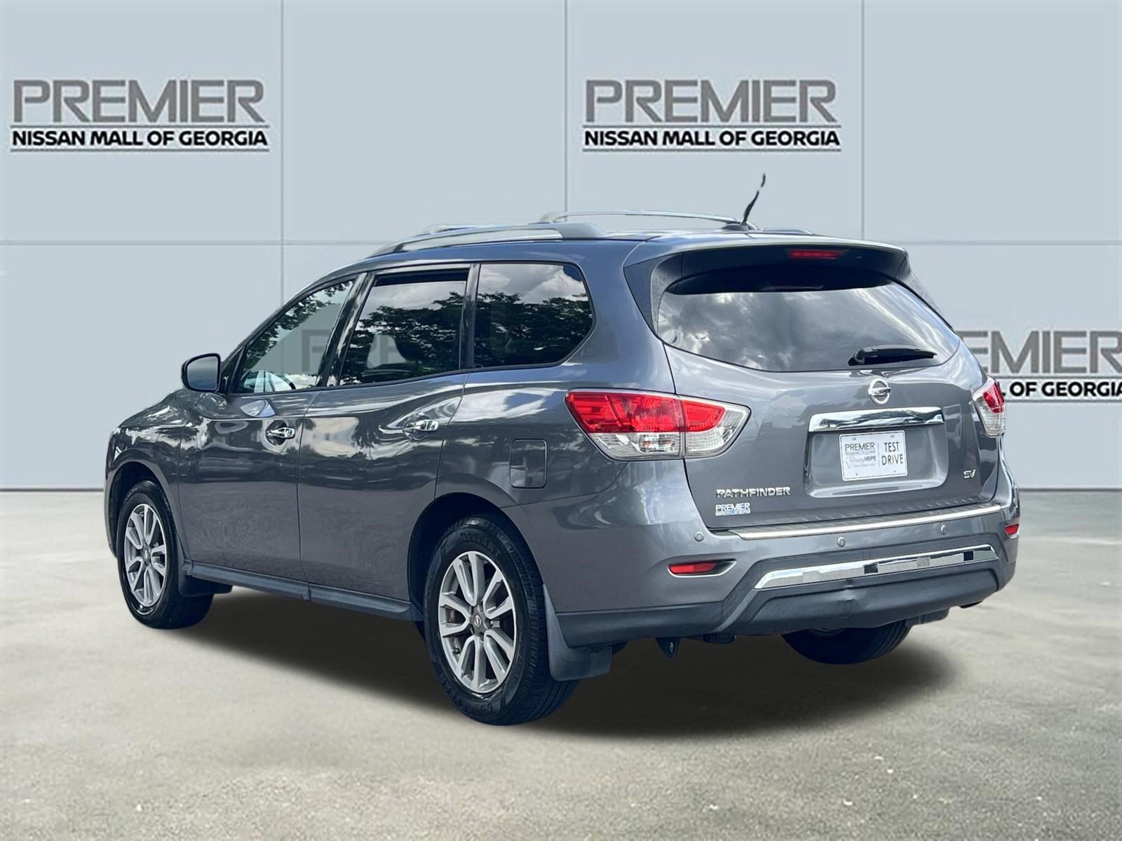 Used 2016 Nissan Pathfinder SV FWD image 24