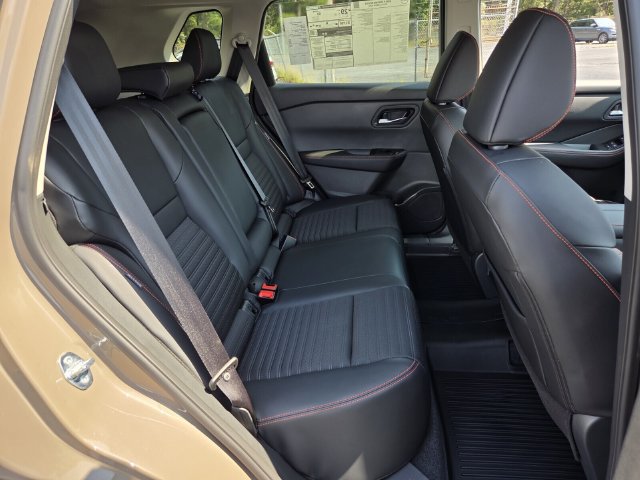 New 2026 Nissan Rogue SV AWD/4WD image 12