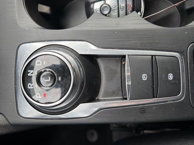 Used 2025 Ford Escape Platinum image 26