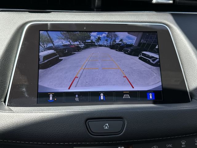 Certified 2022 Cadillac XT4 Premium Luxury w/ Enhanced Visibility Package image 25
