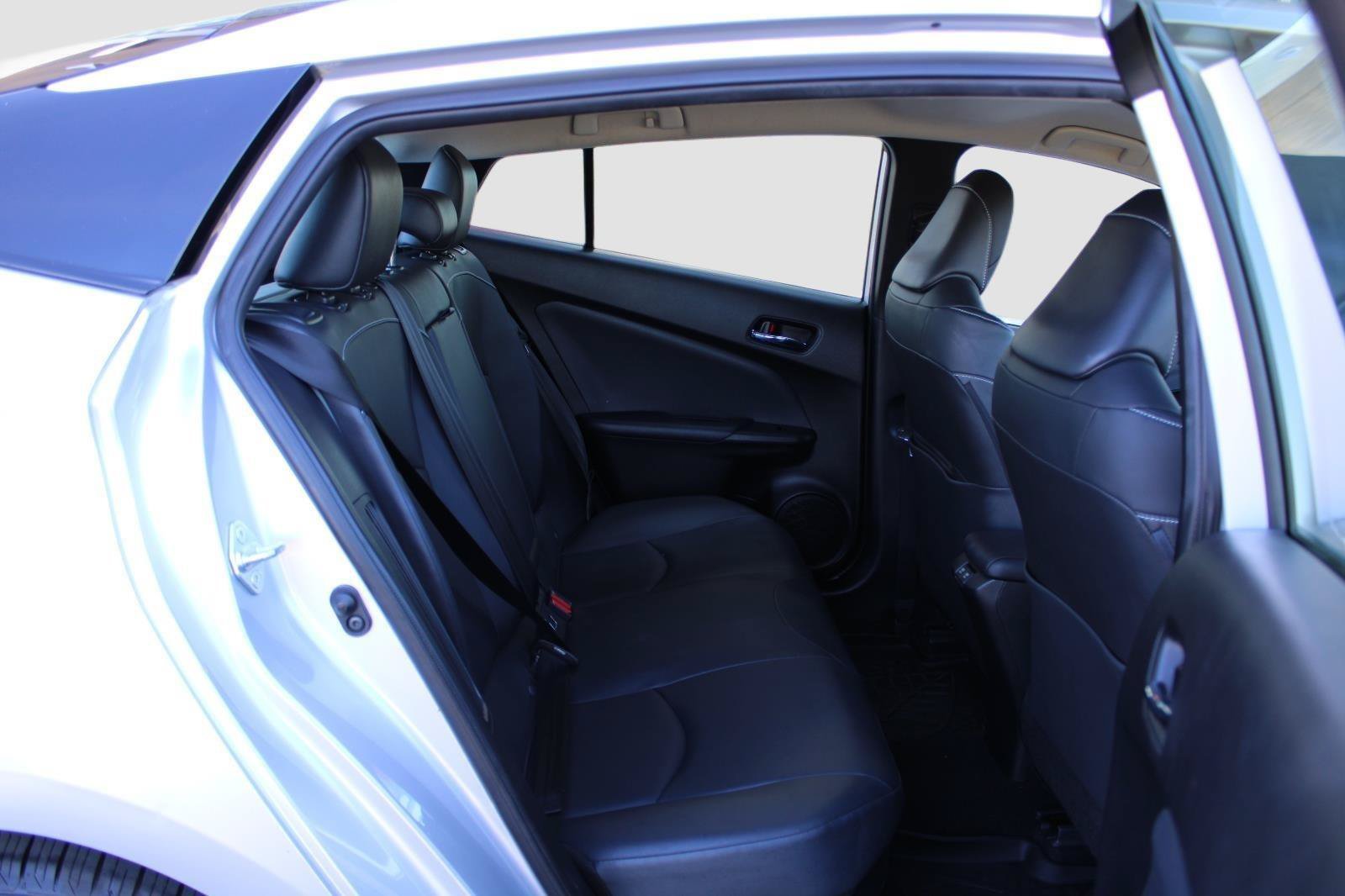 Used 2020 Toyota Prius Prime XLE FWD image 36