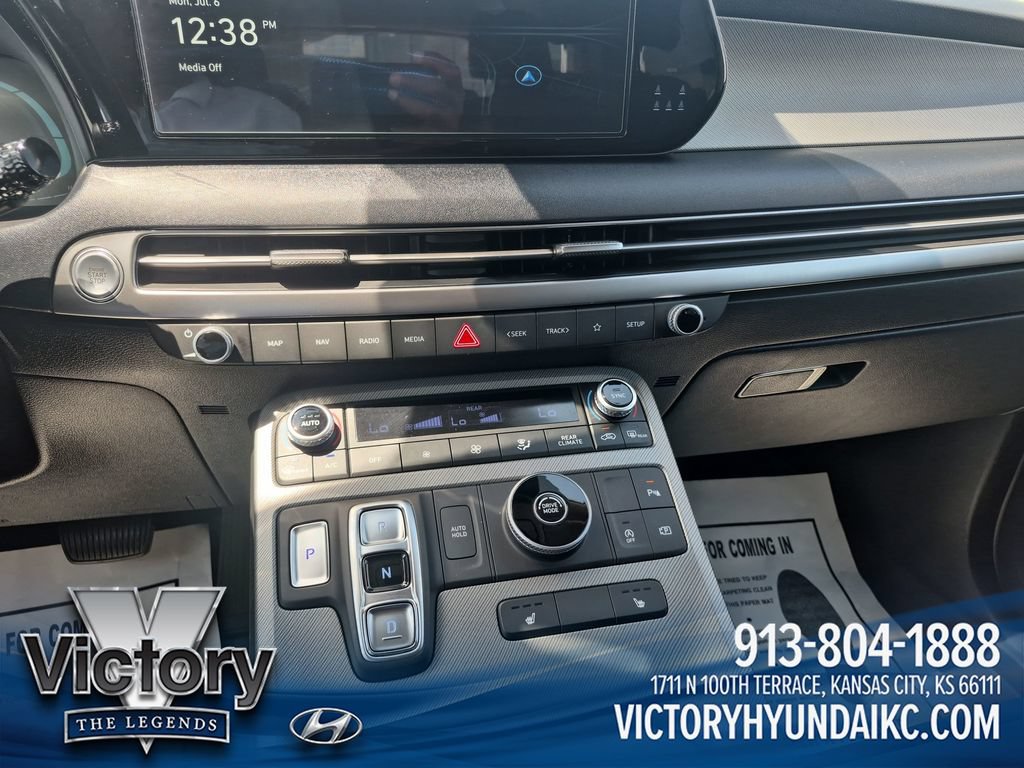 Used 2025 Hyundai Palisade SEL FWD image 17