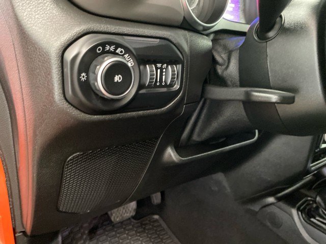 Used 2020 Jeep Wrangler Sport AWD/4WD image 11
